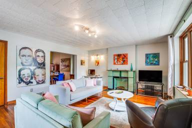 185 m² House
