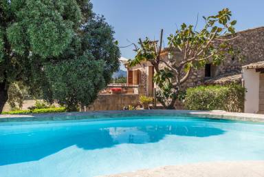120 m² House