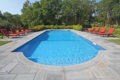 House  Peconic