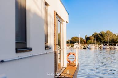 Schiff  Ribnitz