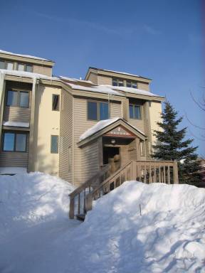 Condo  Stratton