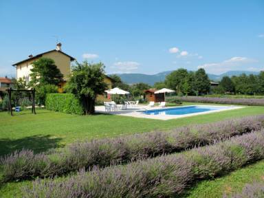 100 m² House