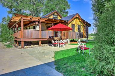 House  Gunnison