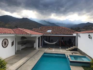 Accommodation Pool Vilcabamba