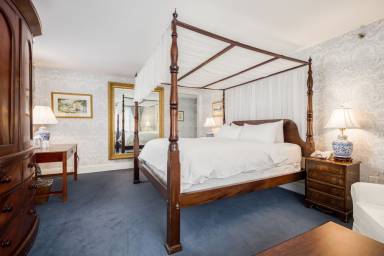 Bed & Breakfast Simsbury