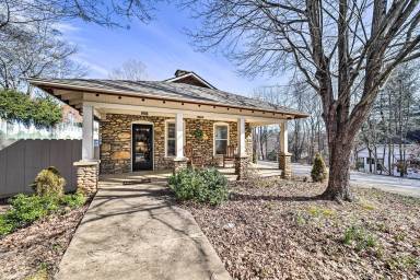 Cottage  Waynesville