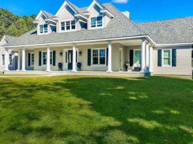 House Misquamicut