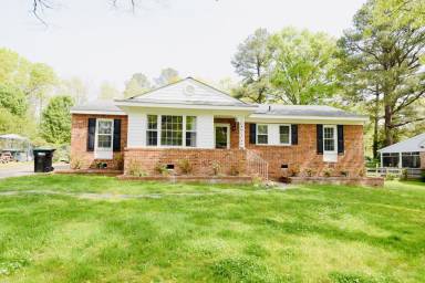 House Tuckahoe Village