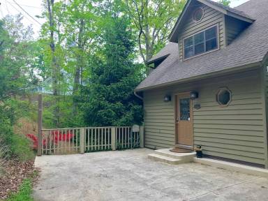 House  Chalet Village