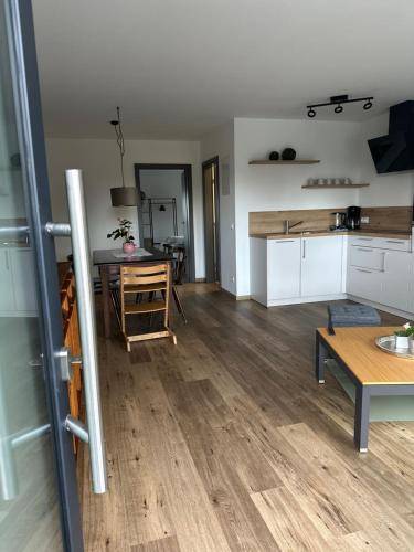 Apartment with grill & patio | Pet-friendly — photo 2