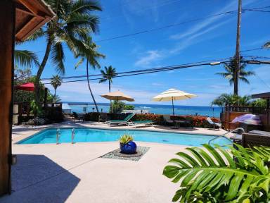 Condo  Kahaluu
