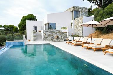 Villa con piscina | Vista sul mare