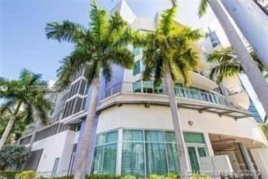 Condo  Miami Beach
