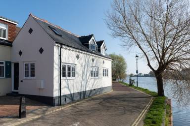 House  Waterlooville