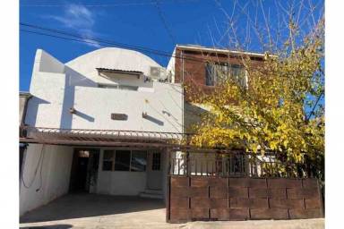 Casa  Universitario