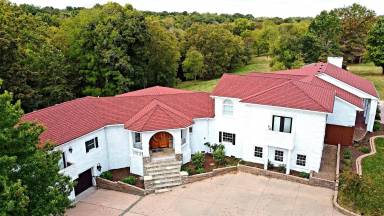 Villa Lexington