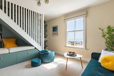 Fully equipped lovely flat | Close to the beach | Suitable for remote work