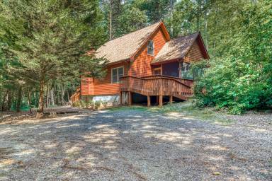 Cabin Helen