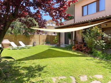 Appartamento con terrazza, barbecue e giardino | Vista sul giardino