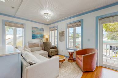 70 m² Condo