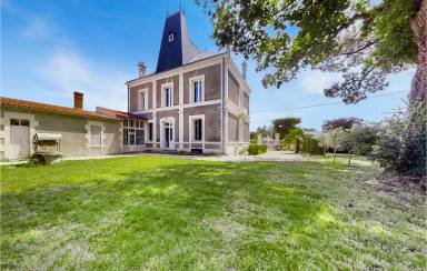 Maison de vacances 240 m²