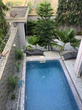 House Lome