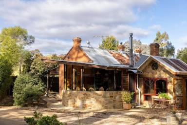 House Castlemaine