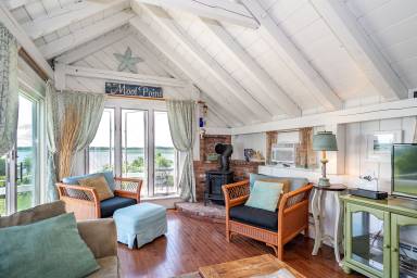 Cottage Great Neck