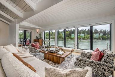 House Bainbridge Island