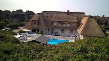 Wohnung mit Pool und Terrasse | Poolblick