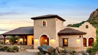 House  Tucson Estates