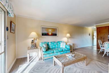 77 m² Condo