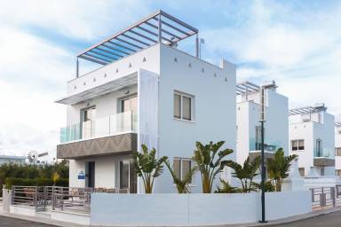 Lite hus  Agia Napa