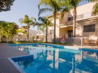 Encantadora villa con piscina privada, jardín y barbacoa | Cerca de la playa