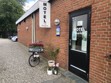 Motel