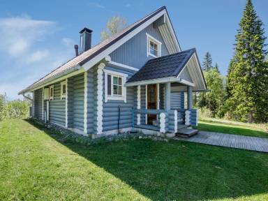 90 m² House