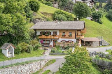 Apartment Balcony St. Leonhard in Passeier