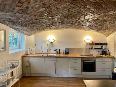90 m² Apartment