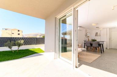 140 m² Apartment