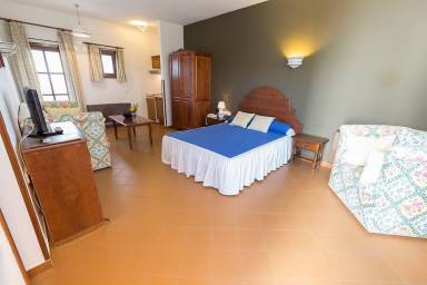 Aparthotel Zagrilla Alta