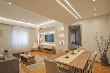 77 m² Apartament