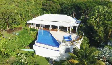 Villa Nevis