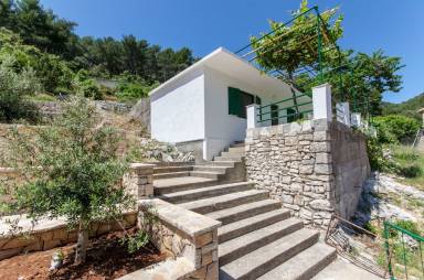 House Općina Sućuraj