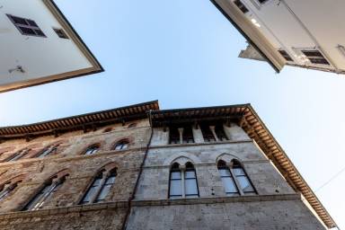 Apartament Massa Marittima