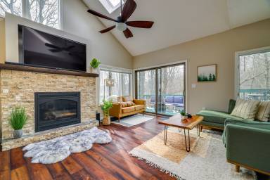 House Clifton Township