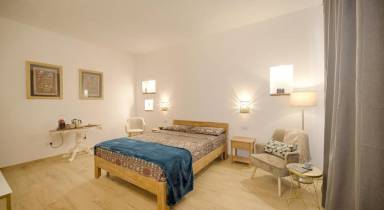 Cozy guest house Downtown