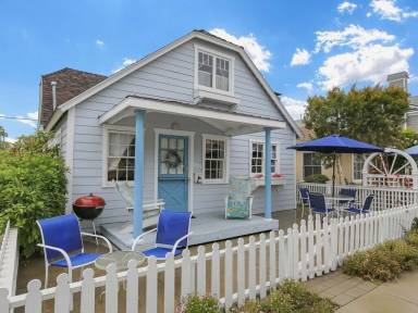 Cottage Balboa Island