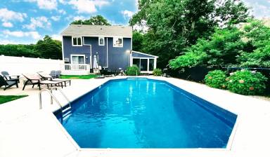 House  Sagamore Beach