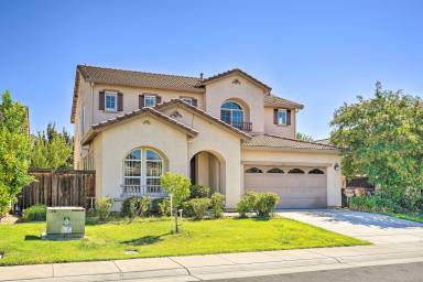 House Elk Grove