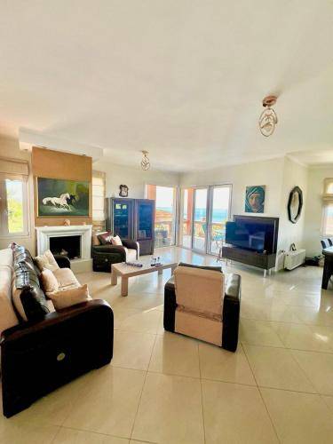 Apartma Παραλία Καρφάς